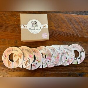 Baby clothes dividers horse